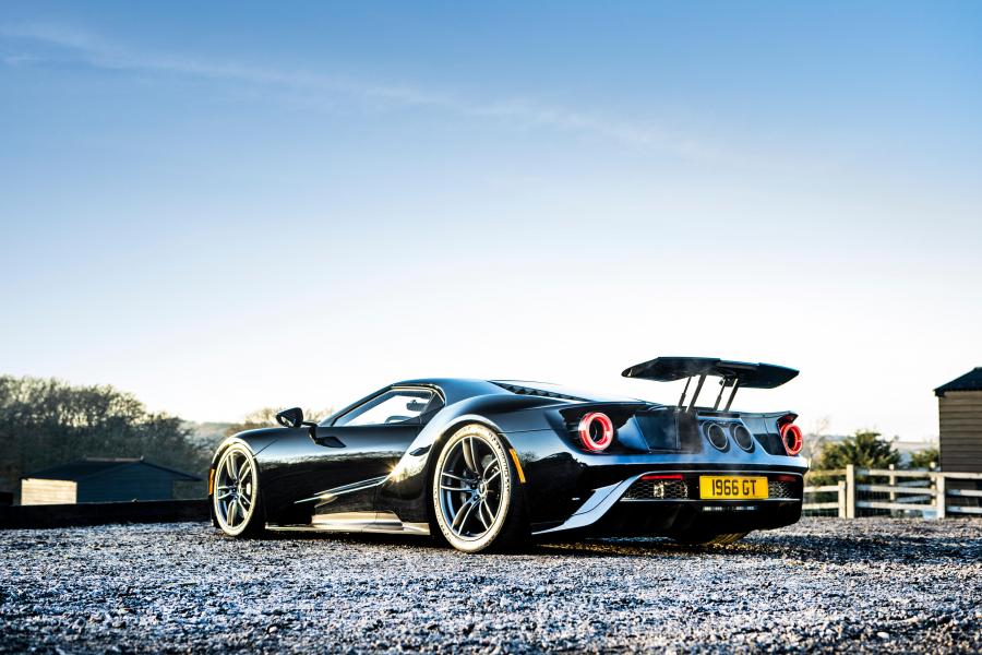  Ford GT (H121) 2018 года  (фото 10 из 85)
